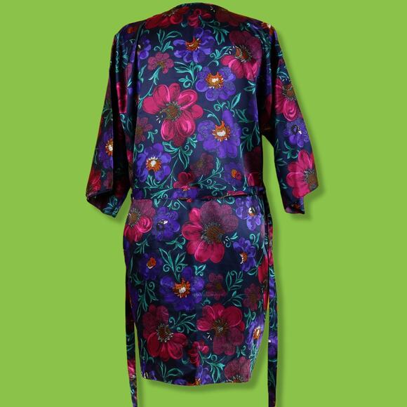 Vintage Black Floral Robe, M - Picture 3 of 7